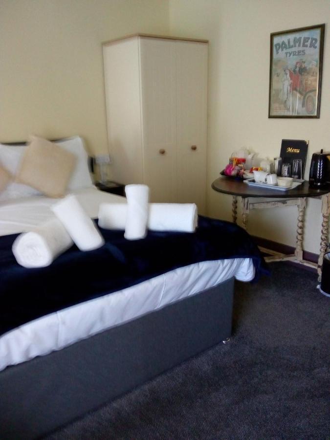 The Kings Arms Inn Stratton  Kültér fotó
